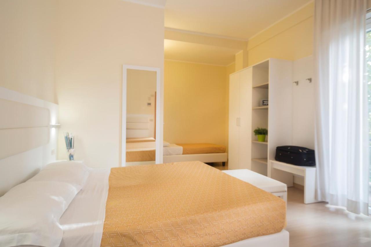 Hotel San Domingo Bellaria-Igea Marina Exterior foto